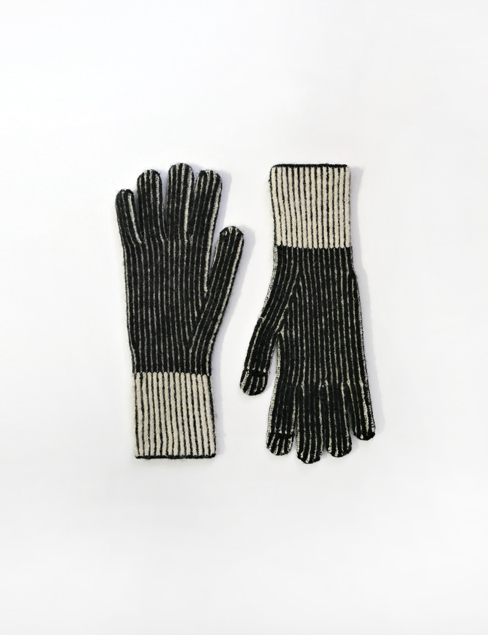 Classy Striped Gloves